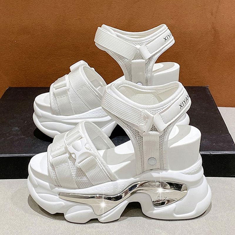 厚底百搭小个子坡跟新款凉鞋