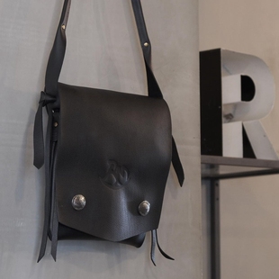 官方代理日本REDMOON红月RM-LAZYBOY-P牛皮男士单肩美式斜挎包