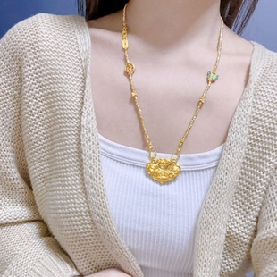 蹦迪珠蝴蝶设计项链配锦鲤锁 新款