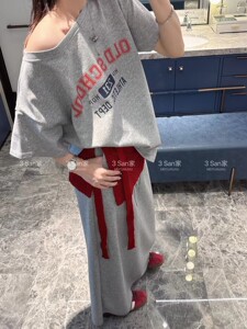 3san实拍夏新美式设计感露肩短袖T恤女宽松显瘦百搭半身裙两件套