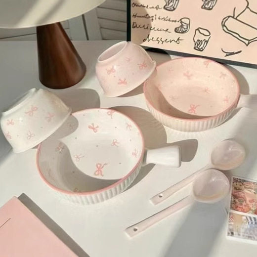 碗碗碟套装家用陶瓷碗餐具高颜值可爱酸奶碗草帽盘餐具瓷器套装