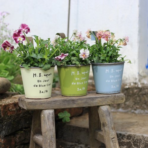 铁艺复古做旧花盆壁挂花桶