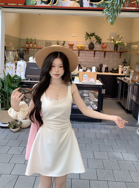 白色蕾丝花边吊带裙女装夏季法式气质褶皱收腰显瘦A字无袖短裙子