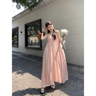 沙滩长裙子 v领宽松显瘦无袖 海边度假风粉色吊带连衣裙女夏季 法式