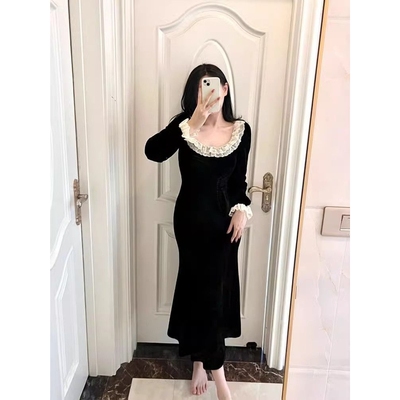 法式蕾丝黑色丝绒连衣裙女秋冬季赫本风小黑裙修身包臀鱼尾长裙子