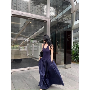 藏青色u领工字吊带连衣裙女夏季 收腰裙子设计感气质大摆长裙 修身
