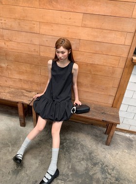 小个子白色无袖背心连衣裙子女夏季2025新款设计感小众花苞蓬蓬裙