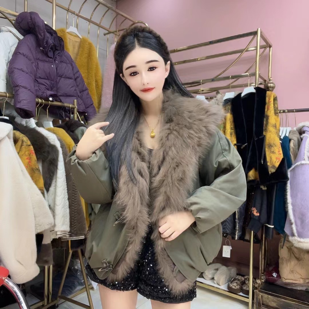 2025新款皮草外套女短款小个子年轻时尚百搭显瘦毛外套鹅绒
