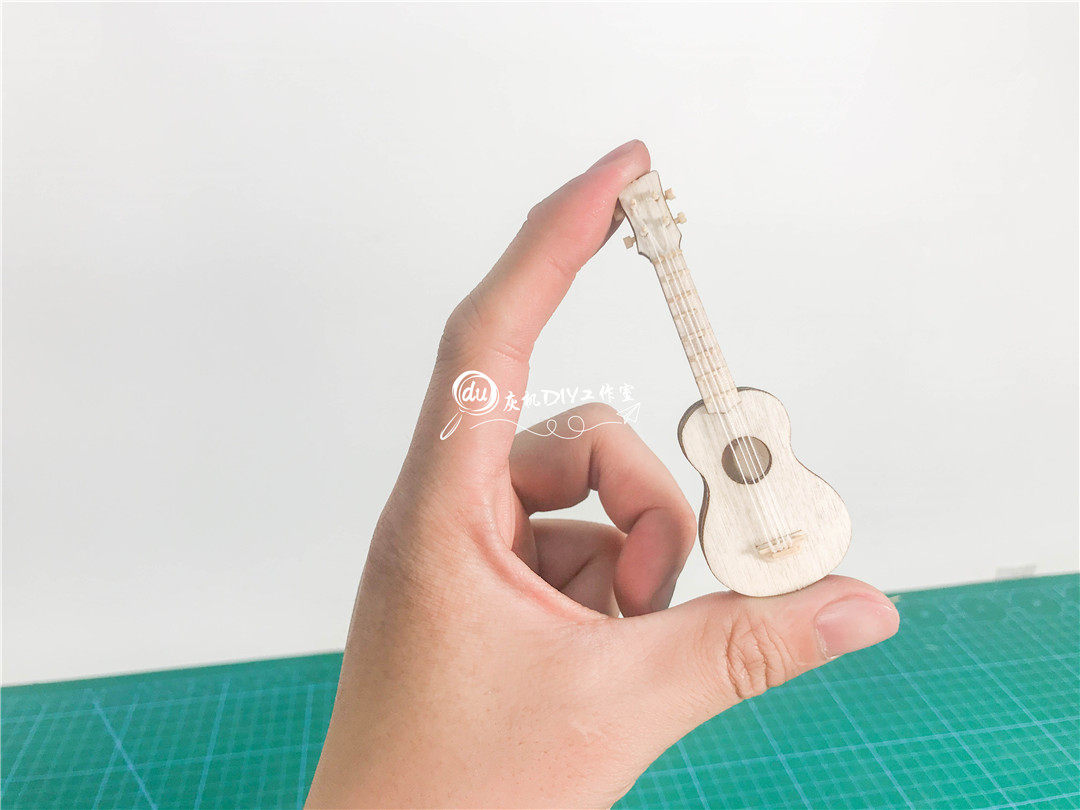 手工diy木质尤克里里制作迷你吉他模型乐器礼物