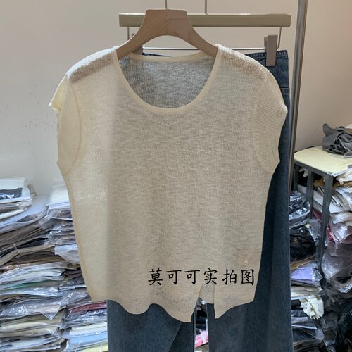 韩系圆领飞袖侧开叉显瘦针织衫女