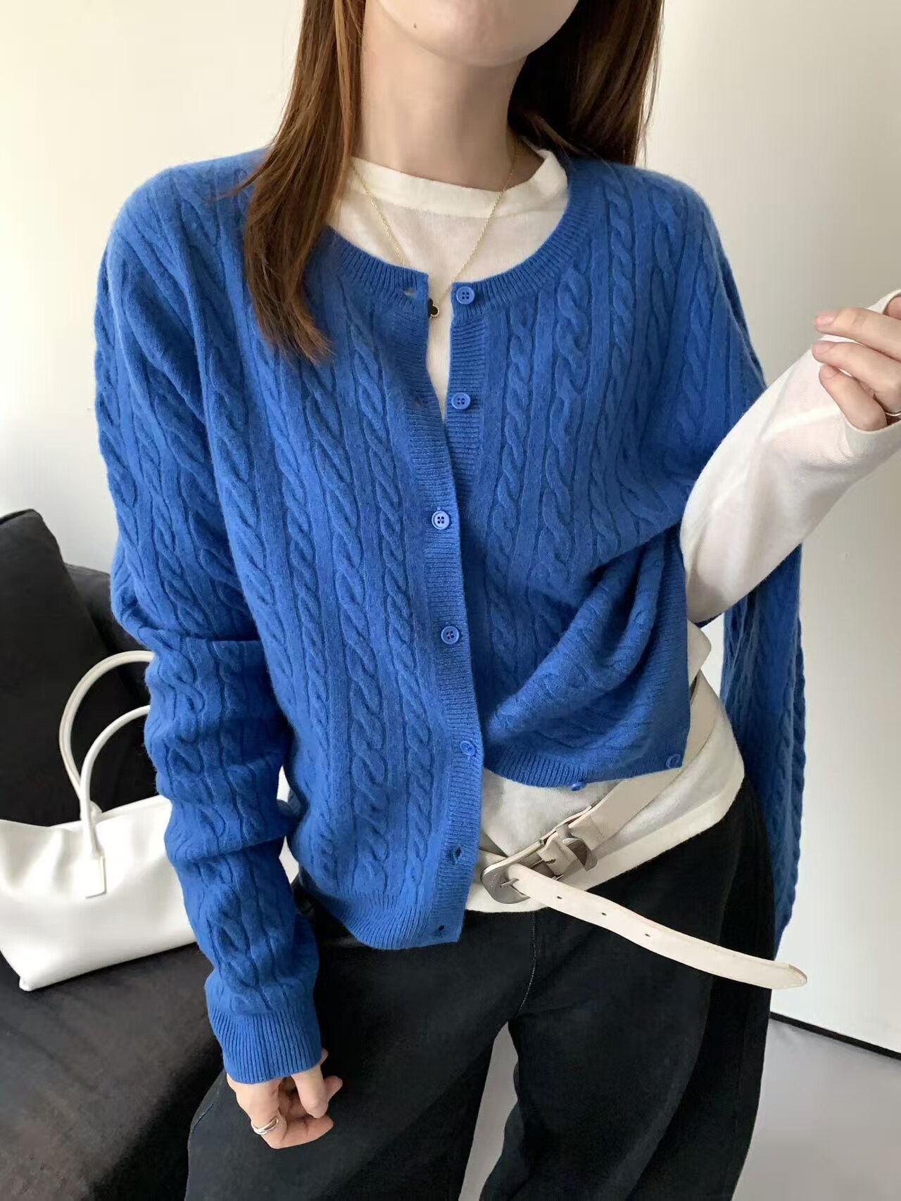 全羊毛圆领复古麻花针织开衫女秋季新款显瘦洋气百搭毛衣98166