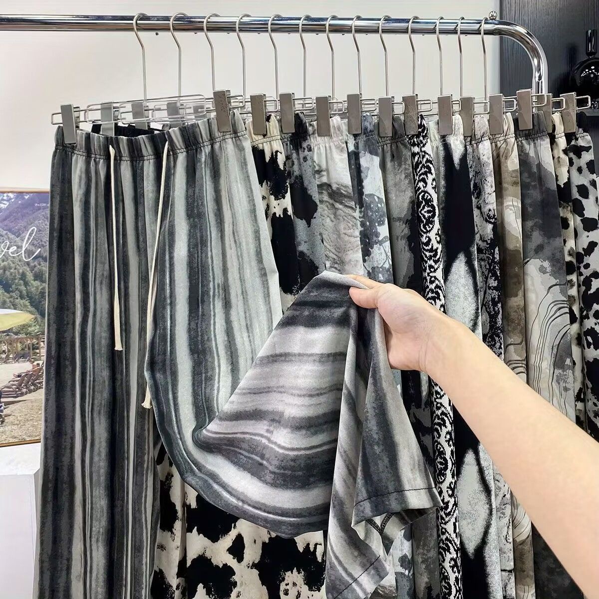 新款冰丝阔腿裤女垂坠感防蚊