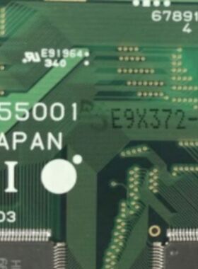 全新现货出售 C555001 液晶显示屏，价格商谈