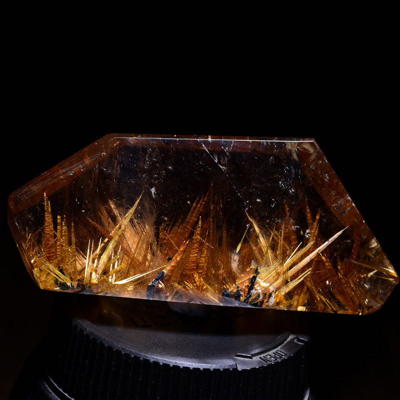 钛晶原石 天然水晶钛发晶裸石 可做雕刻坠子 手把件饰品 灵狐贵人
