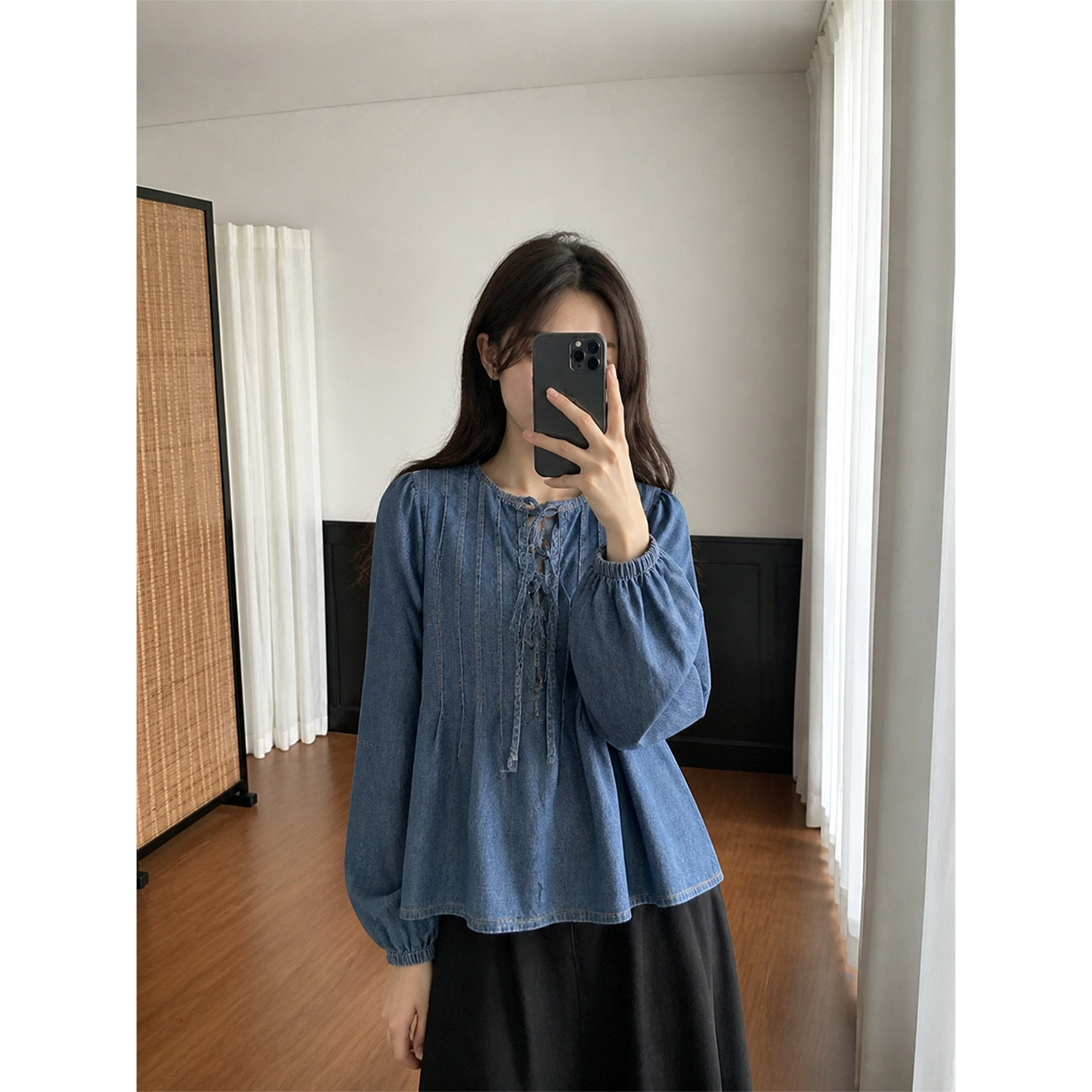 法式复古牛仔衬衫女设计感小众系带灯笼袖上衣秋季宽松显瘦百搭