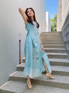 台灣買綉文創高級訂制純手工刺繡女裝连衣裙訂金3000