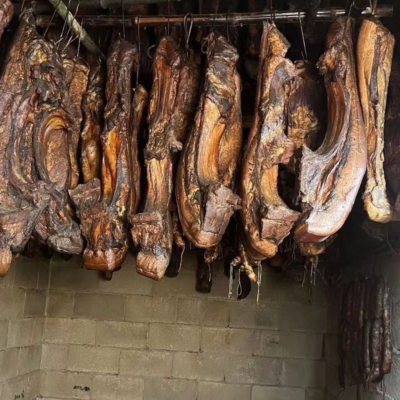 恩施整块宝肋肉带排骨恩施土猪腊肉柏丫烟熏腊肉带排骨五花腊肉