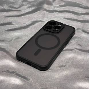 精孔肤感磁吸简约适用iphone16手机壳苹果17PROMAX透黑防摔保护套