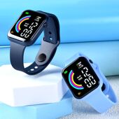 智能防水手表夜光防水男女初中学生手表青少年黑科技礼物电子手表