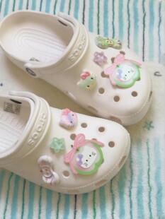 青提芭乐葡kitty洞洞鞋扣2025新款可爱青苹果夏日清凉小清新鞋花