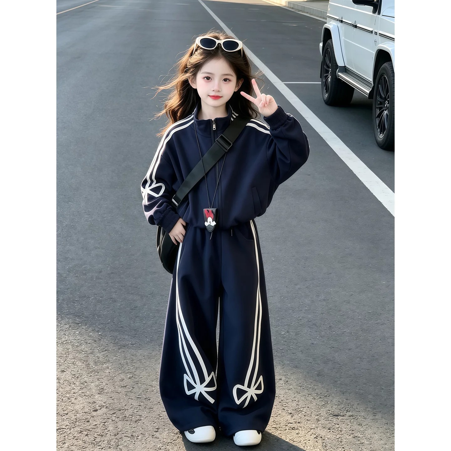 女童休闲运动套装秋季2026新款儿童洋气上衣女孩秋装阔腿裤两件套