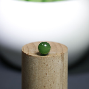 现货【珠玉珍藏】8mm新疆和田玉籽料碧玉阳绿圆珠单珠顶珠配珠