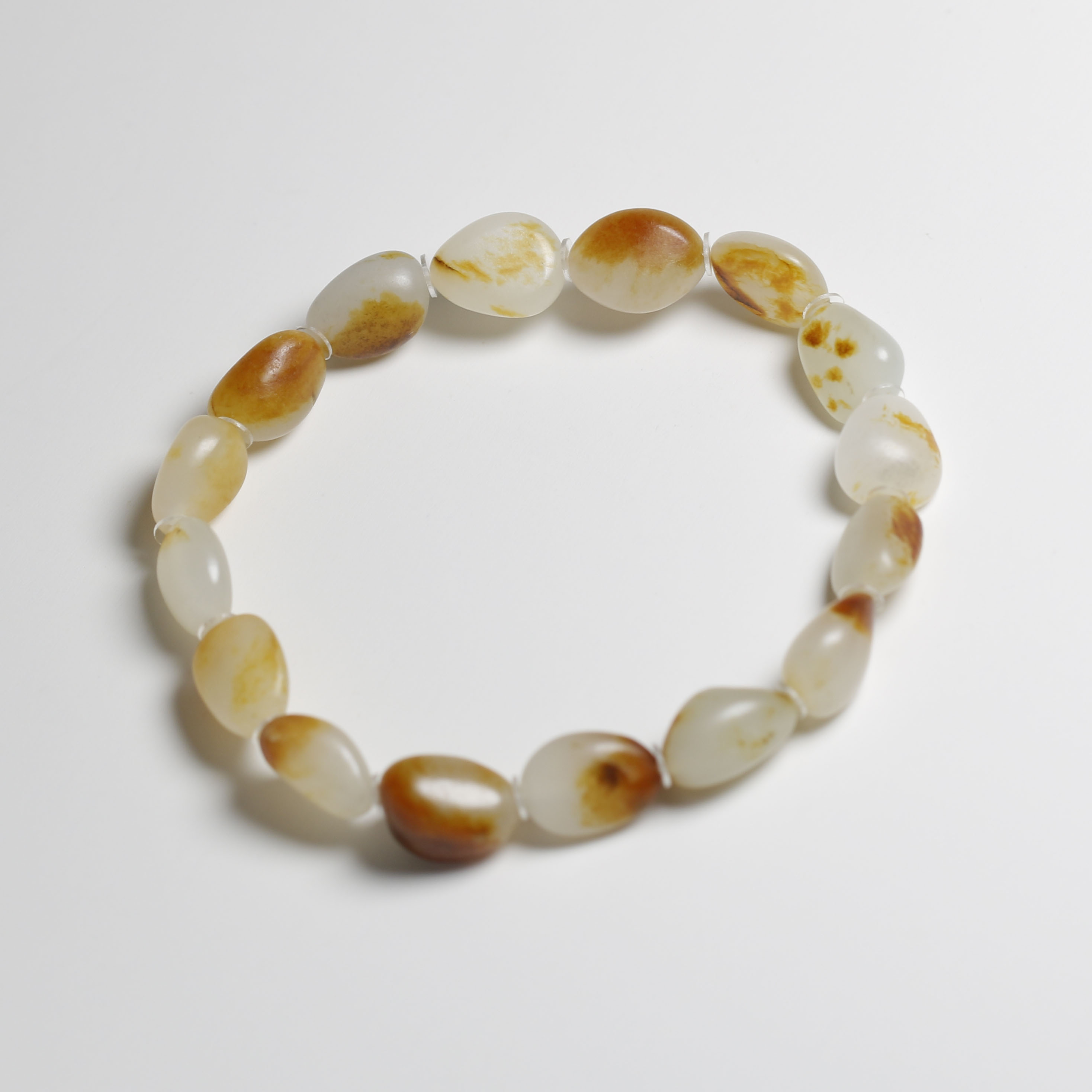 珠玉珍藏和田玉籽料红皮白玉手串