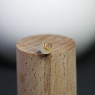 现货【珠玉珍藏】6mm新疆和田玉籽料红皮白玉圆珠单珠顶珠配珠