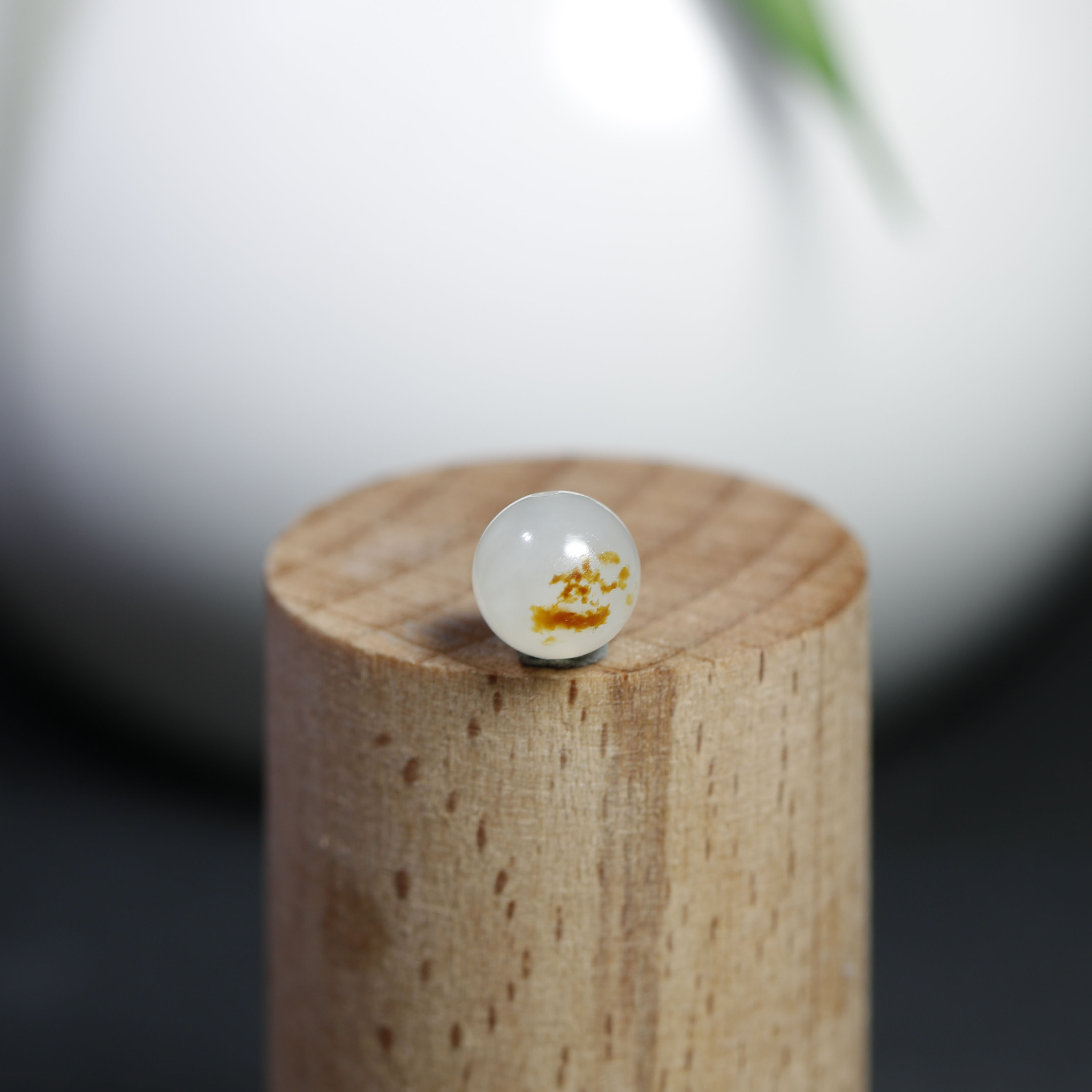 现货【珠玉珍藏】8mm新疆和田玉籽料红皮白玉圆珠单珠顶珠配珠