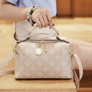 复古小众高级感包包女2025新款小方包秋冬百搭单肩斜挎宽肩带女包