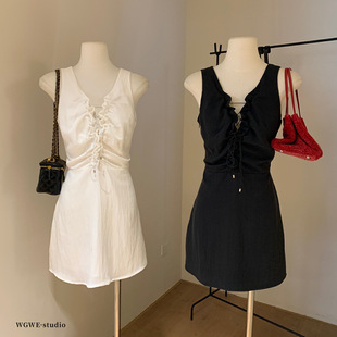 清仓捡漏 显瘦收腰绑带V领连衣裙W6179 韩系辣妹风纯欲设计感无袖