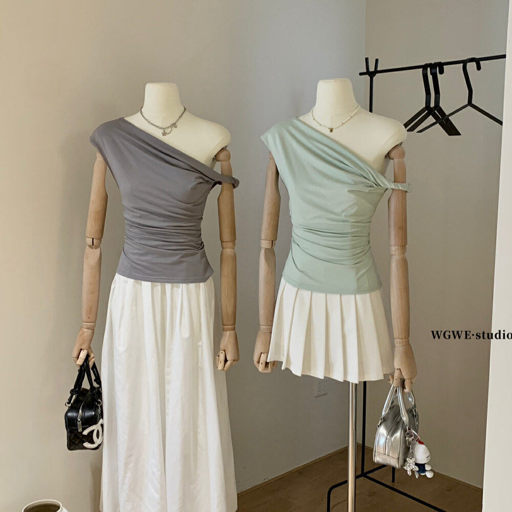 清仓不退换独特别致扭结斜领露肩夏季新款褶皱显瘦纯欲气质T恤女W