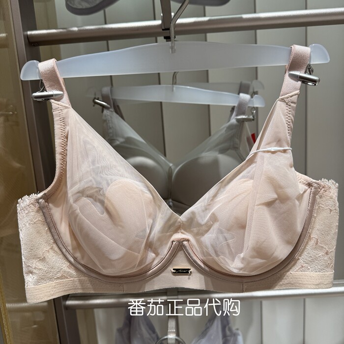 爱慕25春夏简韵内衣女4/4软钢圈薄衬垫大胸显小花瓣文胸AM13A702