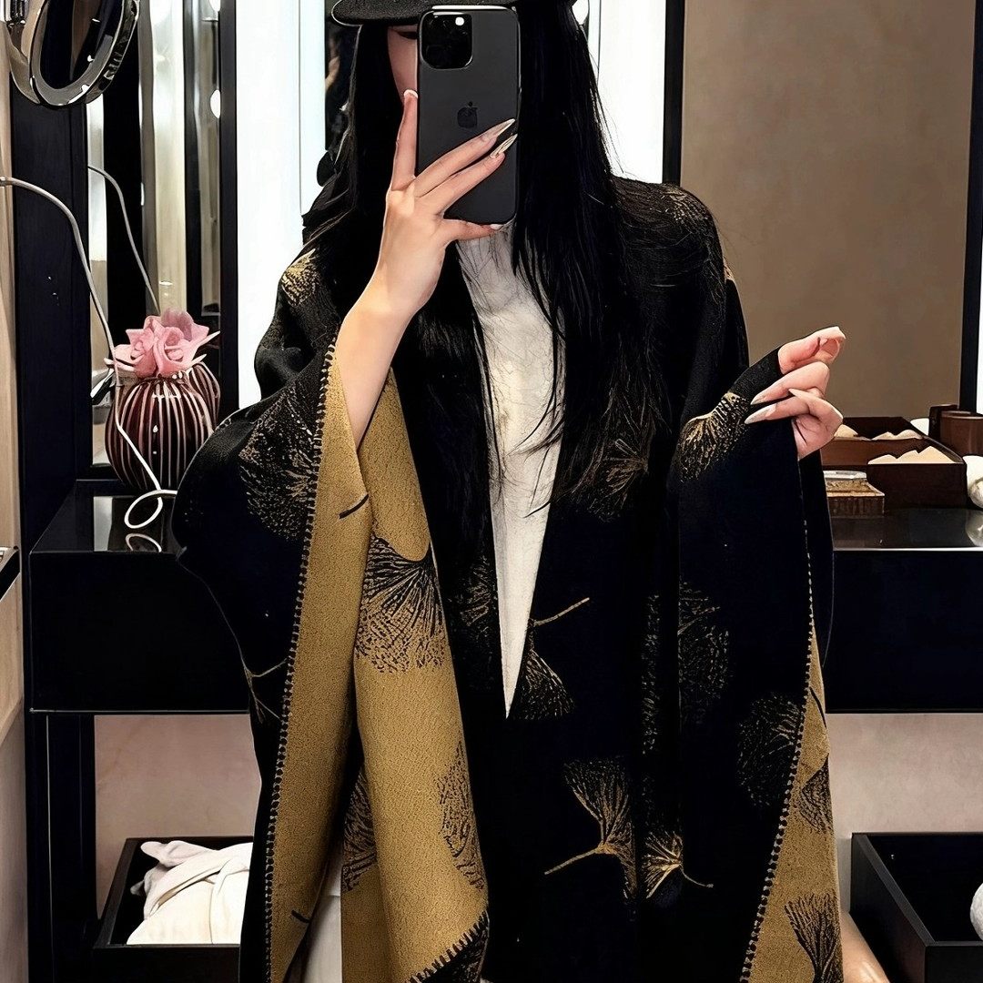 银杏叶披肩女外搭2025年新款秋冬