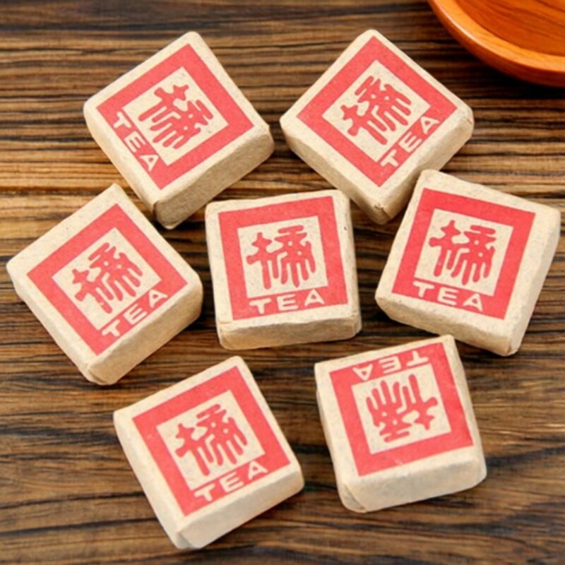 2003年云南普洱熟茶砖500g散装