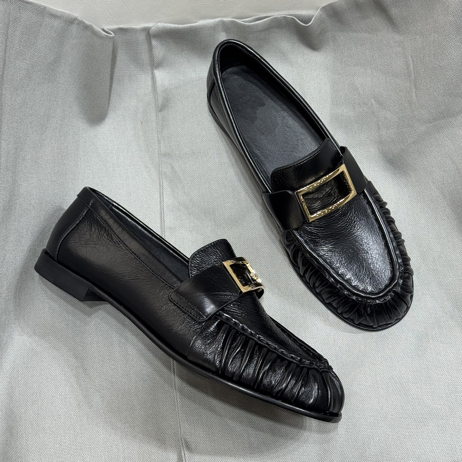 2026新款金属扣乐福鞋女平底褶皱一脚蹬小皮鞋英伦风圆头真皮单鞋,女鞋,乐福鞋（豆豆鞋）,淘宝优惠券,粉丝福利购,淘宝优惠卷