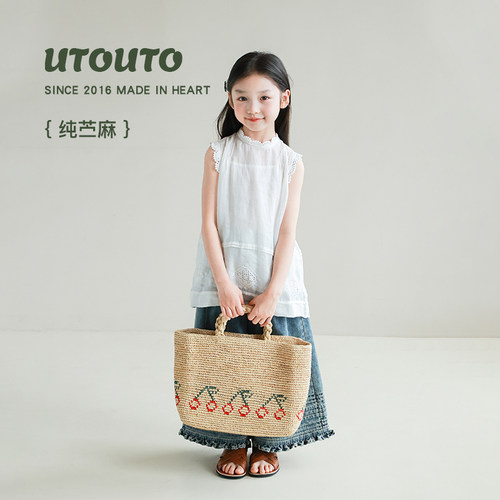 utouto夏季蕾丝镂空连衣裙