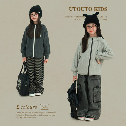 utouto冬季两色连帽外套