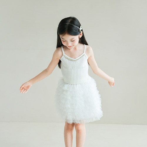 utouto夏季纯色网纱半裙