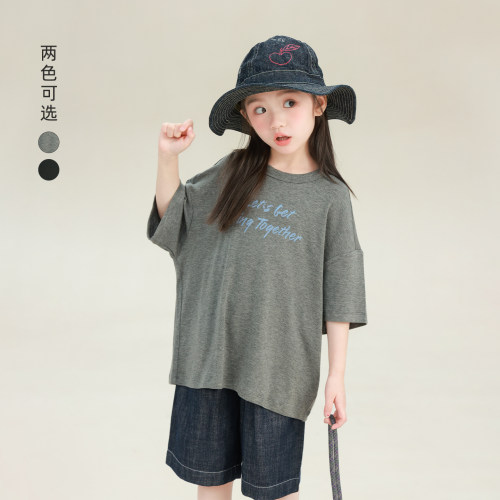 大耳象女童英文字母T恤2026夏季新款宝儿宽松简约百搭薄短袖上衣