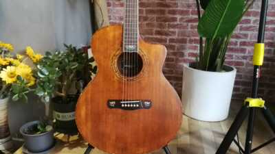 大连星光吉他美丽达MeridaDG指弹