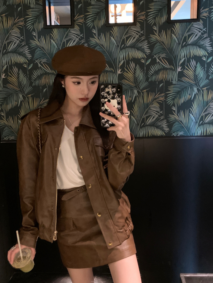 复古秋装新款仿皮复古咖色PU皮衣外套半身裙套装女