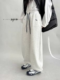 捌柒造物BQ1206冬宽松休闲刺绣松紧抽绳高腰显瘦加绒直筒束脚裤 女