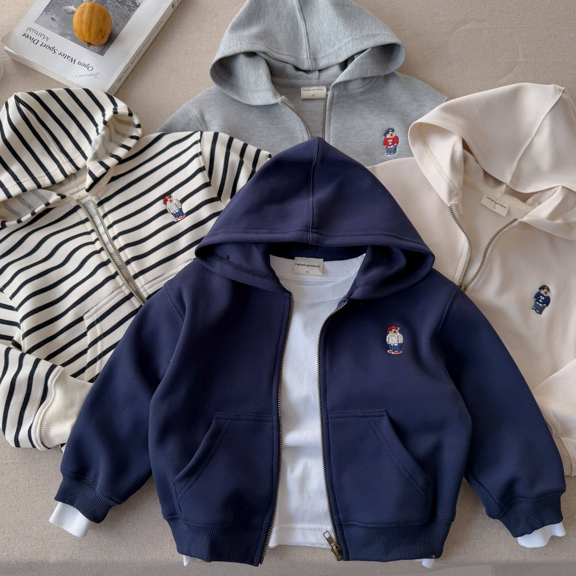 儿童连帽外套2025春款男童新品条纹卫衣女童开衫春季童装现货