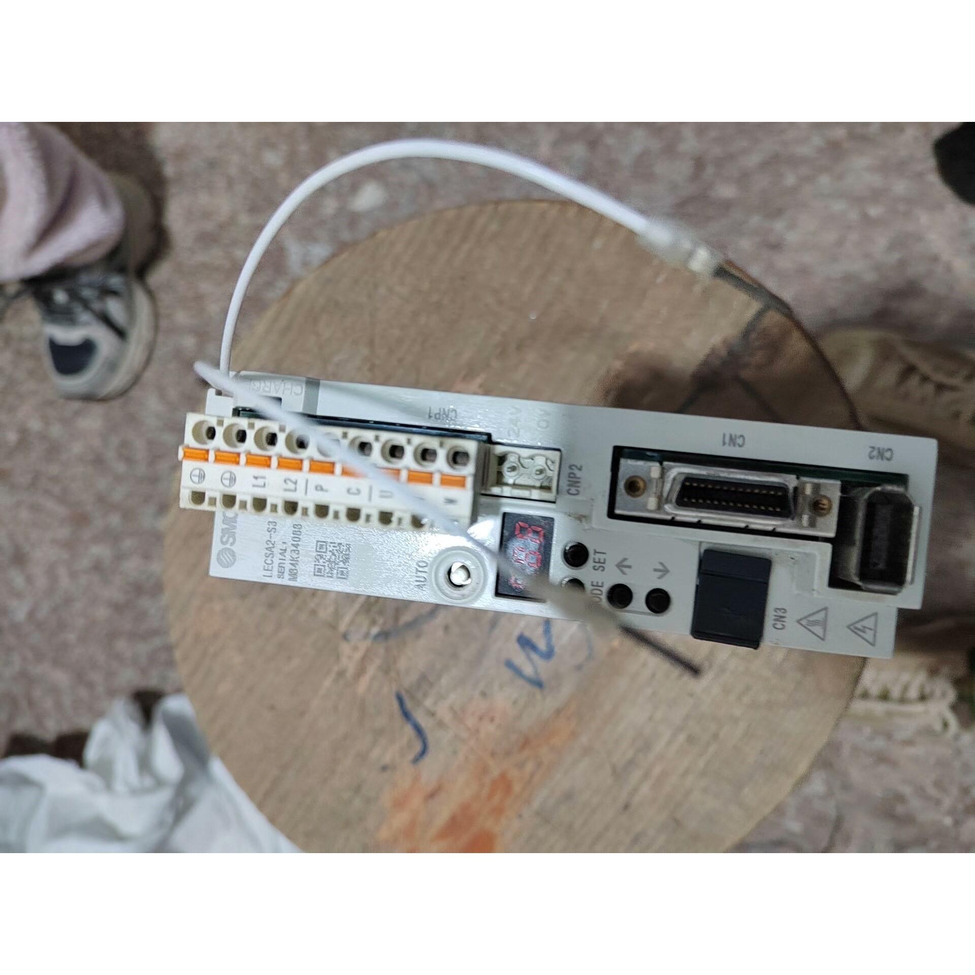 伺服驱动器LECSA2-S3:图片就是实物看好再拍.二议价产品