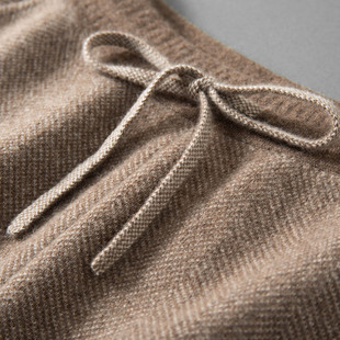 简约风男士重磅加厚人字纹直筒休闲裤可可棕系绳高腰保暖羊绒裤子
