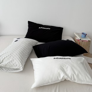 Layman外行 纯棉水洗棉枕套字母刺绣眼睛枕头套狗狗皱皱纱枕巾