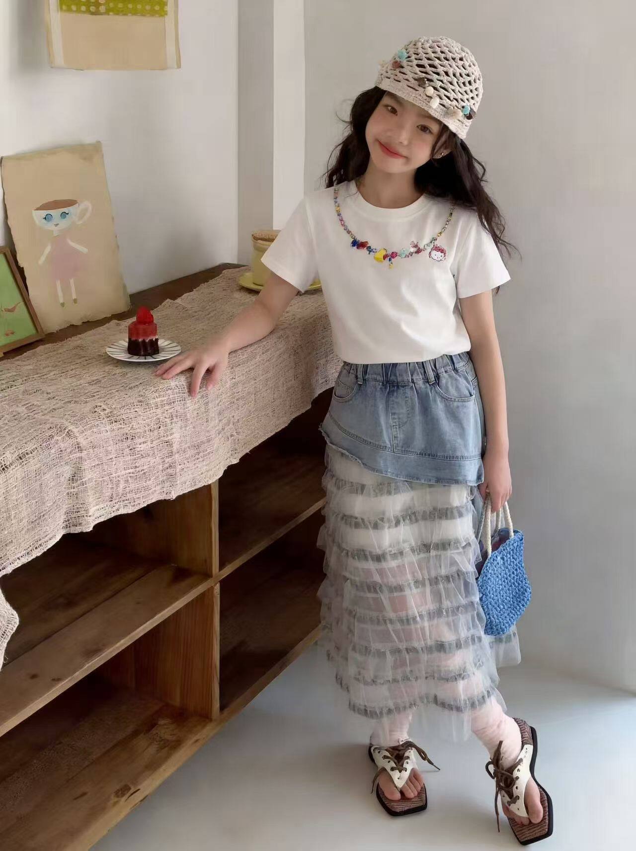 女童纯棉短款修身T恤26夏新品设计感牛仔拼接网纱半身裙时髦套装