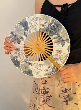 新中式水墨绢布折扇夏天古风扇子配旗袍随身便携手摇竹扇国风汉服