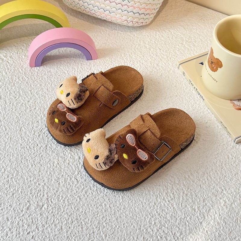 中小童可爱卡通KT猫包头拖女2025新款勃肯鞋外穿防滑半拖鞋女童